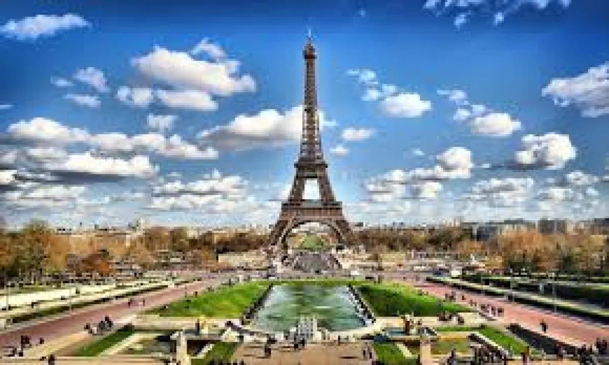 Dolu Dolu Yılbaşı Özel Paris & Disneyland & Brüksel Turu Eğlence Rotası